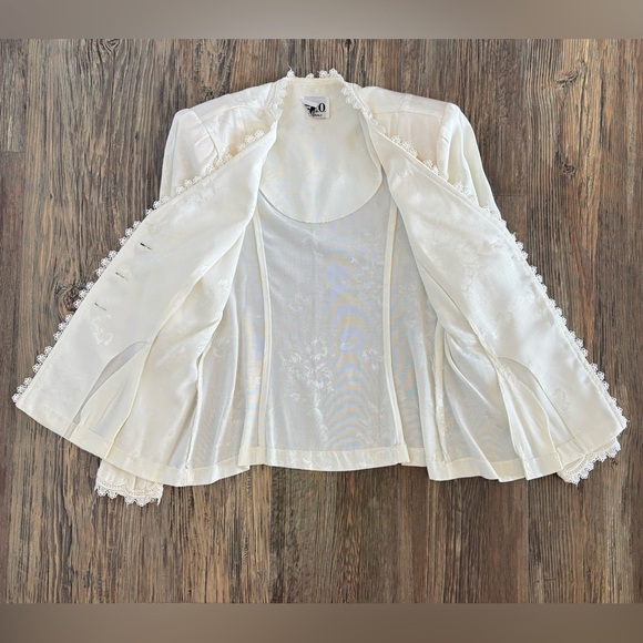 Vtg REO Originals Victorian Blouse Sz 8 Ivory Floral Brocade Pearl Buttons Lace - Picture 3 of 13